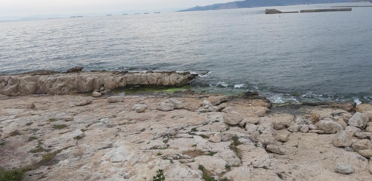 Athens Riviera Apt With Seaview, 15' To Acropolis المظهر الخارجي الصورة